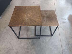 LOT DE 2 TABLES GIGOGNES MÉTAL NOIR ET DORÉ -DESTOCK EXPO