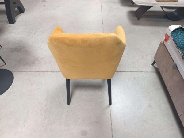 FAUTEUIL VELOURS JAUNE - DESTOCKAGE EXPO – Image 3