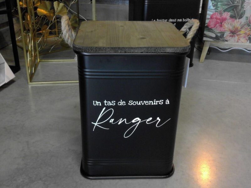 CAISSE EN MÉTAL NOIR AVEC COUVERCLE BOIS MM