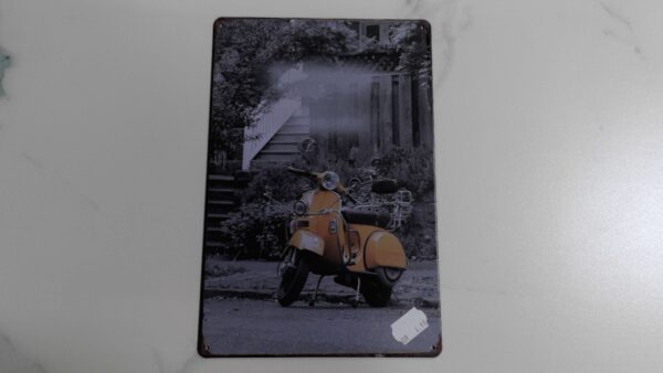 PLAQUE METAL VESPA JAUNE 20X30 CM ANNEXE MEUBLE & DECO