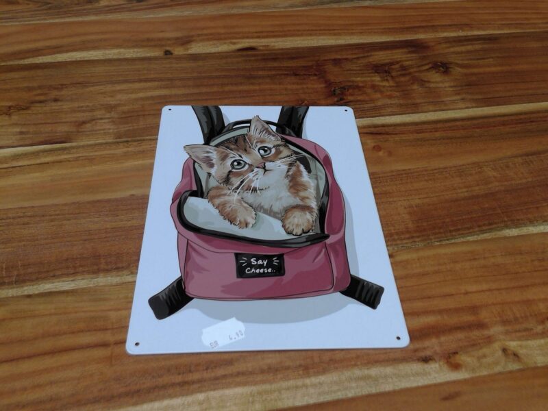 PLAQUE METAL CHAT SAC A DOS 20X30CM