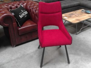 CHAISE ROUGE OUVERTURE DOS ( ZONE 7) ANNEXE MEUBLE & DECO