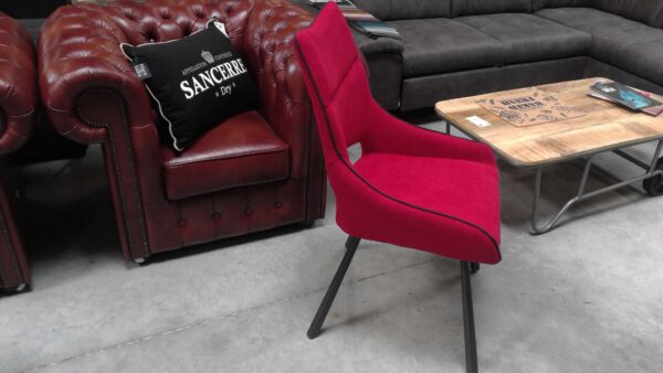 CHAISE ROUGE OUVERTURE DOS ( ZONE 7) ANNEXE MEUBLE & DECO