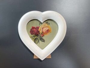 CADRE PHOTO COEUR BLANC ANNEXE MEUBLE & DECO