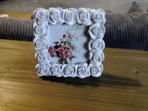 CADRE PHOTO 10X10CM ROSES BLANCHES ANNEXE MEUBLE & DECO