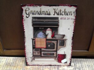 PLAQUE METAL 25X33CM GRANDMAS KITCHEN ANNEXE MEUBLE & DECO