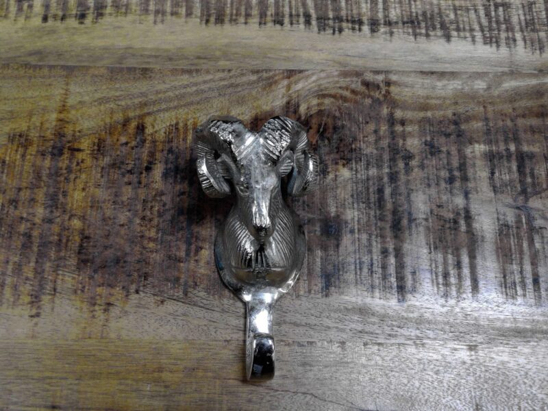 PORTE MANTEAU BELIER METAL CHROMÉ