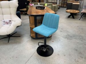 TABOURET DE BAR COLORIS BLEU PIEDS MÉTAL NOIR ANNEXE MEUBLE & DECO