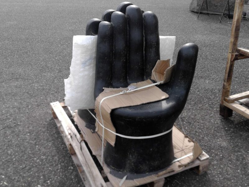 MAIN EN PIERRE RECONSTITUÉE - DECORATIVE