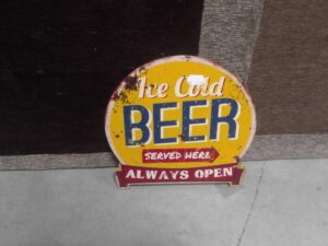 PLAQUE METAL RONDE ICE COLD BEER ANNEXE MEUBLE & DECO