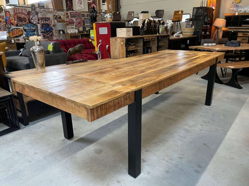 TABLE EN MANGUIER MASSIF L.200CM PIEDS MÉTAL + 2 ALLONGES DE 40CM