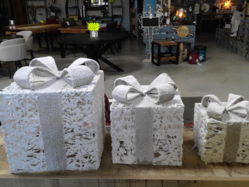 LOT DE 3 CADEAUX LUMINEUX BLANC NEIGE