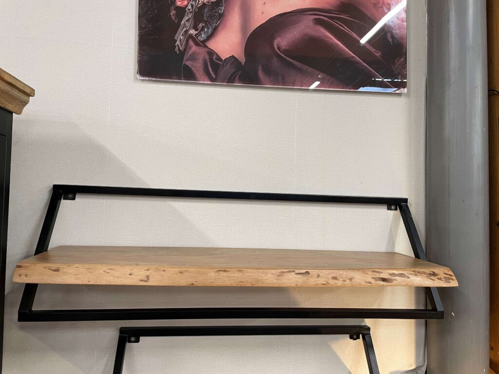 ÉTAGÈRE EN ACACIA MASSIF ET MÉTAL NOIR GM L.100CM