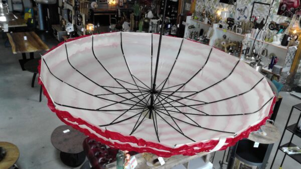 PARAPLUIE BEIGE BANDES ROUGES ANNEXE MEUBLE & DECO