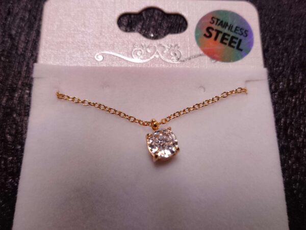 COLLIER ACIER INOXYDABLE DORÉ DIFFÉRENTS MODÈLES