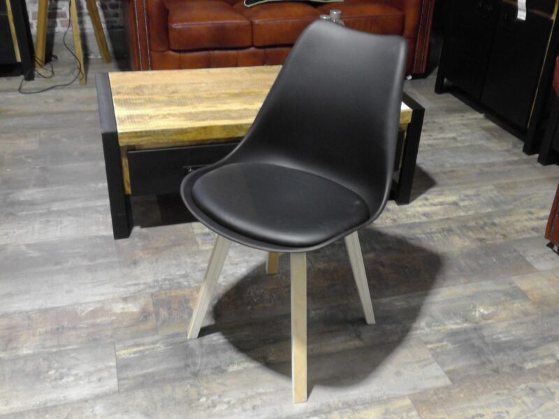 CHAISE EMY COQUE PVC  - ASSISE SIMILI CUIR COLORIS NOIR