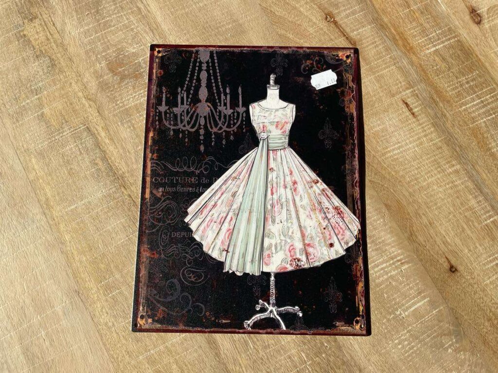 PLAQUE MÉTAL MM ROBE