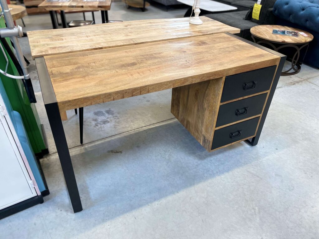 BUREAU MANGUIER MASSIF ET MÉTAL NOIR