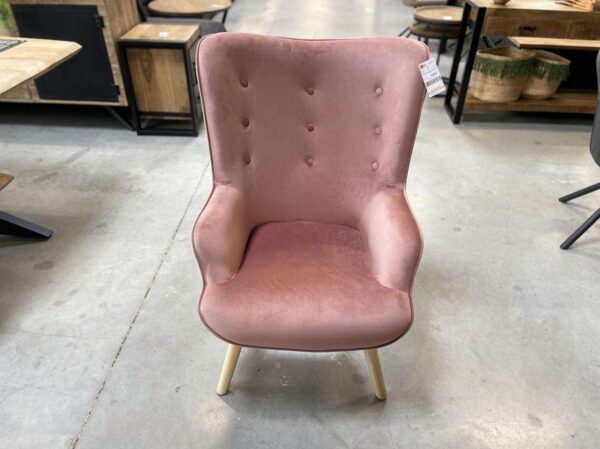 FAUTEUIL EN VELOURS ROSE – PIEDS BOIS ANNEXE MEUBLE & DECO