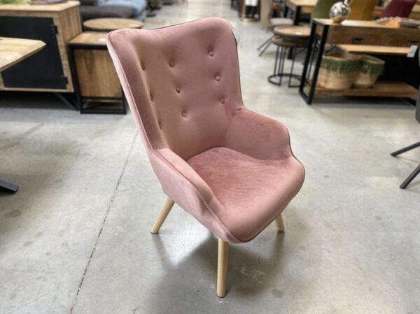 FAUTEUIL EN VELOURS ROSE – PIEDS BOIS ANNEXE MEUBLE & DECO