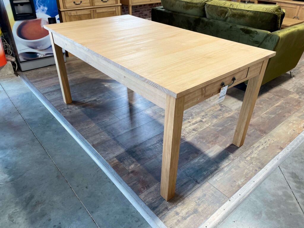 TABLE 160 + 1 ALLONGE FELICIA PIN MASSIF + PANNEAU DE FIBRE - DESTOCK