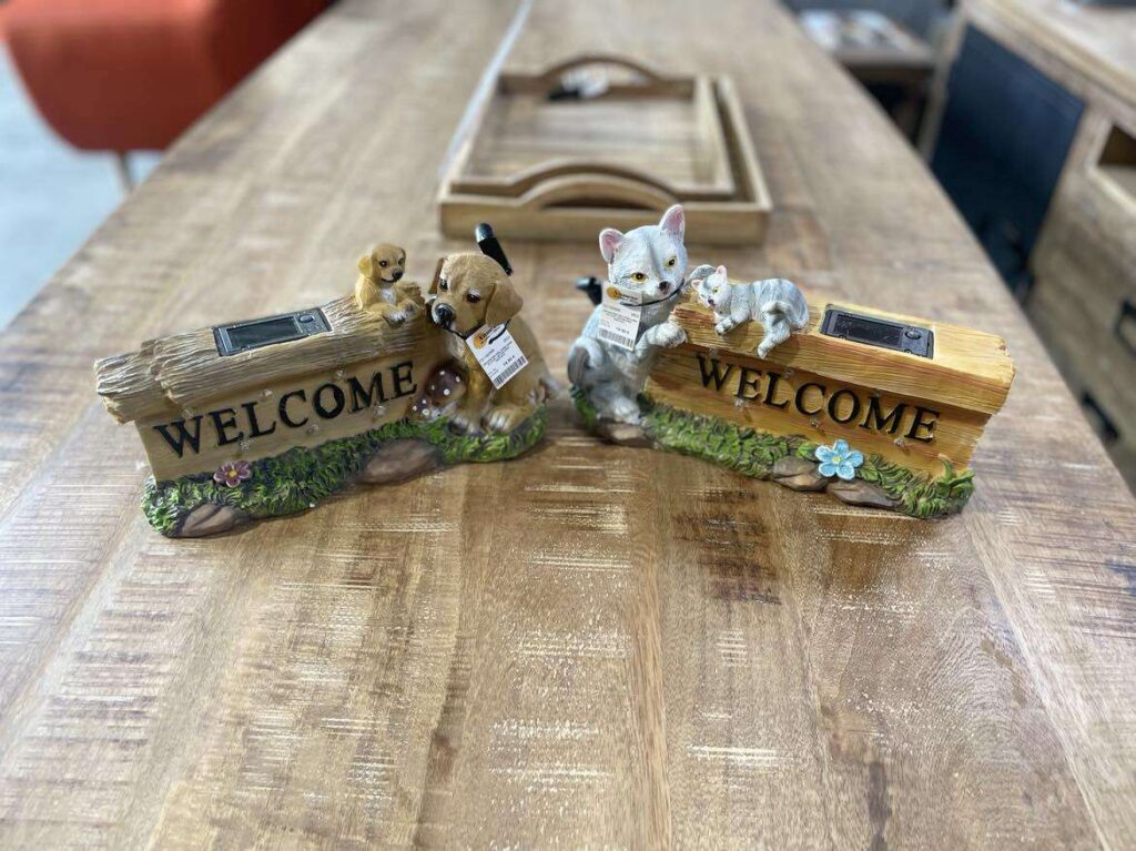 DÉCORATION WELCOME CHIEN OU CHAT LED SOLAIRE - DESTOCK