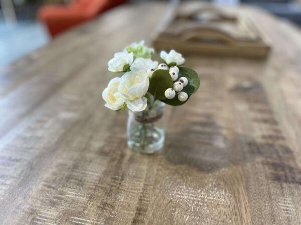 POT EN VERRE AVEC BOUQUET EN TISSU DIFFÉRENTS MODÈLES – DESTOCK ANNEXE MEUBLE & DECO