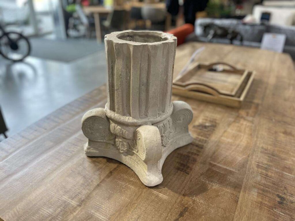 COLONNE PORTE PLANTE EN MAGNÉSIE H.36CM - DESTOCKAGE