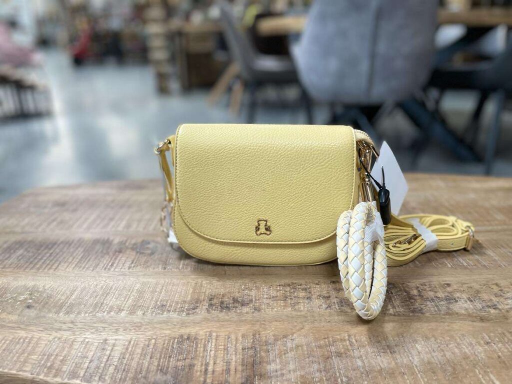 SAC BANDOULIERE LULU CASTAGNETTE JAUNE