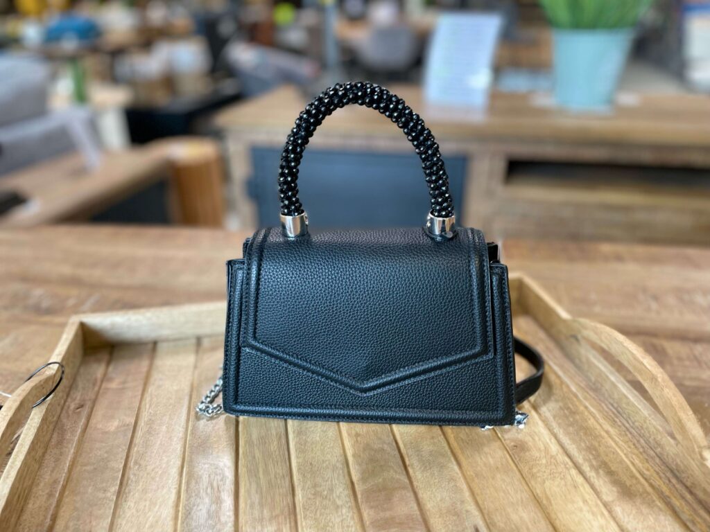 SAC A MAIN POIGNÉE PERLES - BANDOULIERE CHAINE COLORIS NOIR