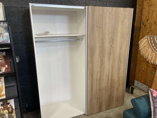 ARMOIRE BERNO 2 PTES COULISSANTES COLORIS BLANC / CHENE ANNEXE MEUBLE & DECO