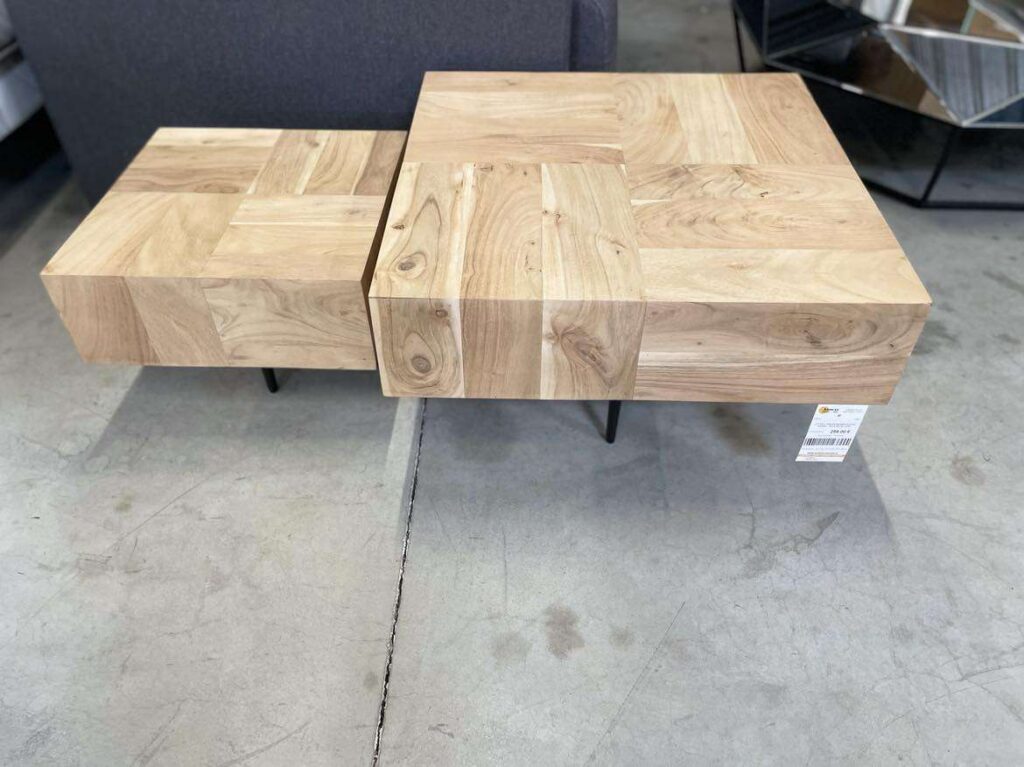 LOT DE 2 TABLES BASSES ACACIA MASSIF - PIEDS MÉTAL NOIR