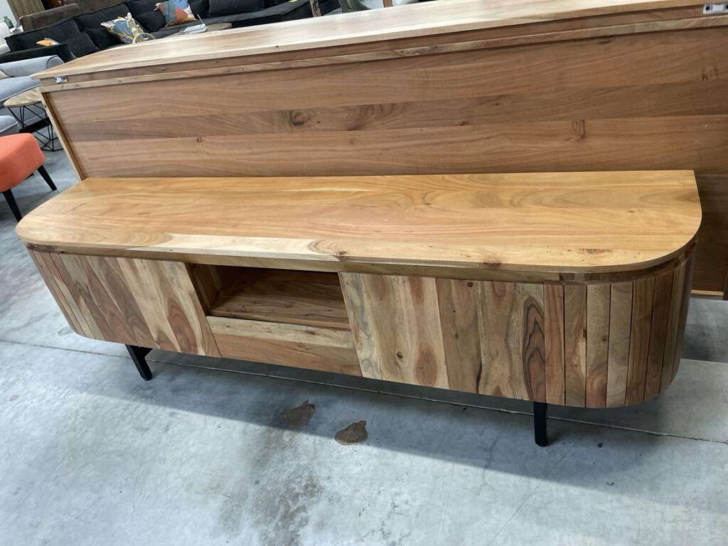 MEUBLE TV PUNA EN ACACIA MASSIF ARRONDI