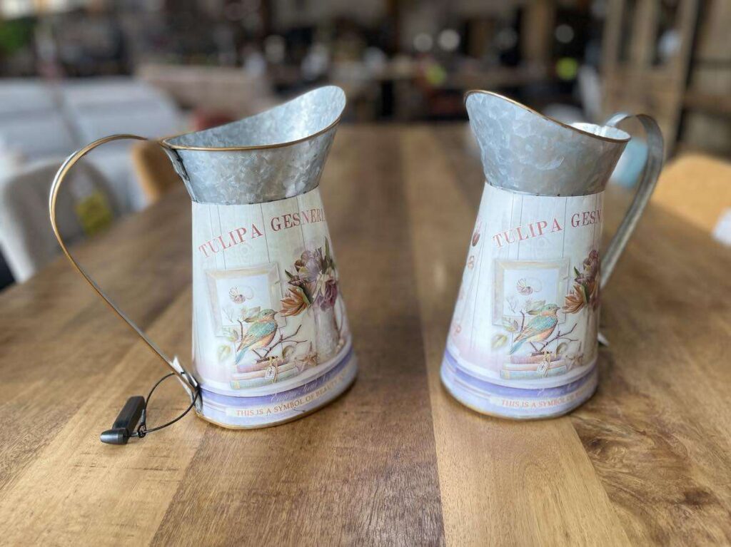 ARROSOIR EN MÉTAL DÉCO H.26CM - DESTOCKAGE