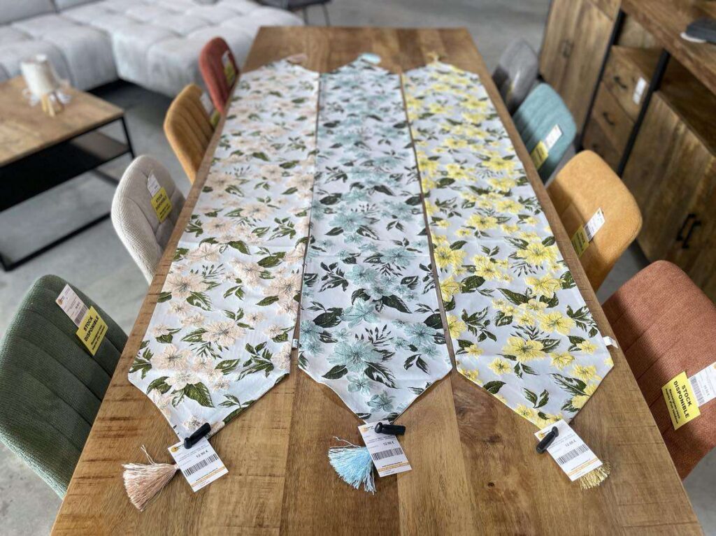 CHEMIN DE TABLE LONG.180CM DIFFÉRENTS COLORIS - DESTOCKAGE