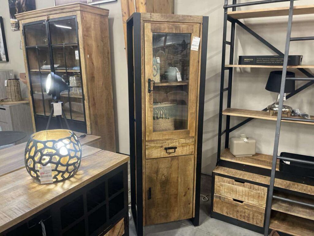 COLONNE 2 PORTES DONT 1 VITRÉE MANGUIER MASSIF ET MÉTAL NOIR