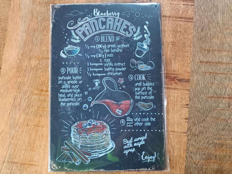 PLAQUE MÉTAL PANCAKES 20X30CM