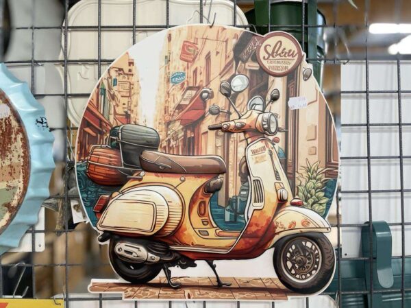 PLAQUE METAL VESPA ITALIE COLORIS ORANGE ANNEXE MEUBLE & DECO