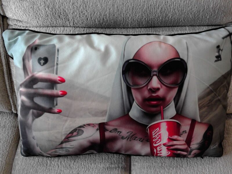 COUSSIN TISSU IMPRIMÉ MEA CULPA 40X60CM - DÉHOUSSABLE