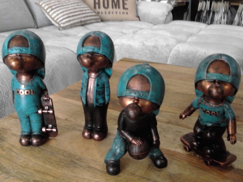 PETIT GARÇON RÉSINE DIFFÉRENTS MODÈLES COLORIS BLEU / CUIVRE