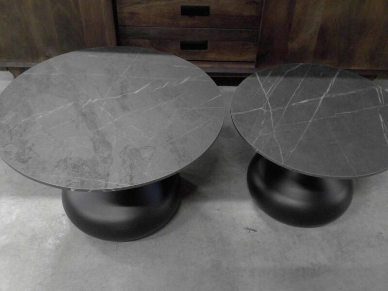 LOT DE 2 TABLES BASSES GOUTTE DESSUS COLORIS MARBRE NOIR