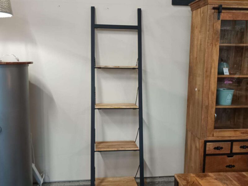 ÉTAGÈRE ÉCHELLE MÉTAL NOIR ET MANGUIER H.220CM