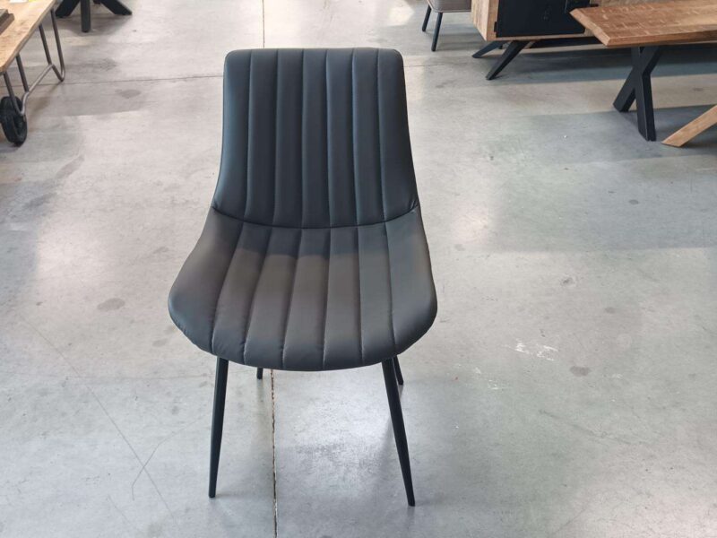 CHAISE PVC COLORIS GRIS - PIEDS MÉTAL NOIR - DESTOCKAGE