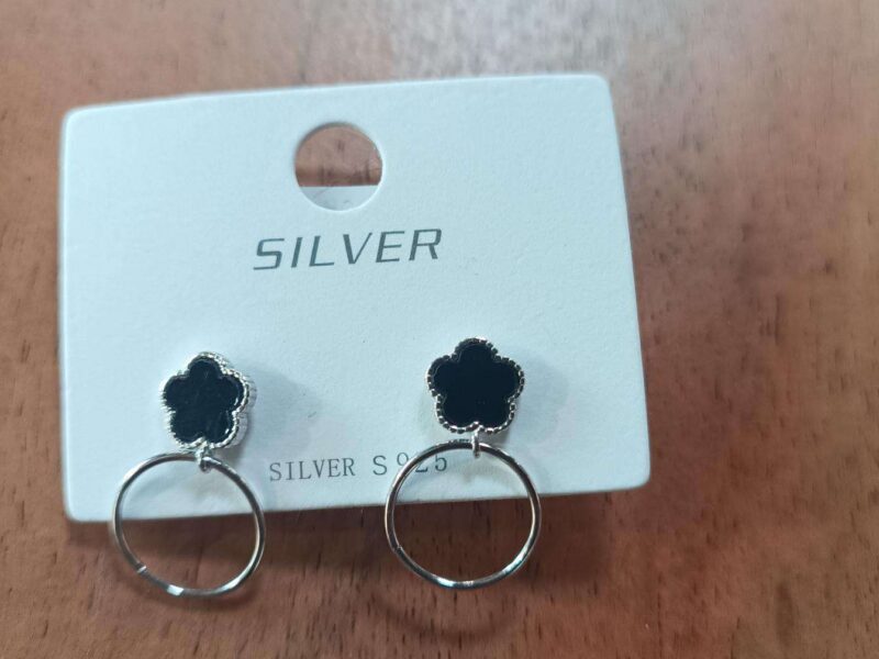 BOUCLES D'OREILLES EN ARGENT 925 - FLEURS NOIRES