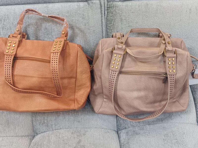 SAC A MAIN GM AVEC BANDOULIÈRE - ANSES AJOURÉES CAMEL OU TAUPE