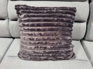 COUSSIN TOUT DOUX 45X45CM COLORIS GRIS FONCÉ