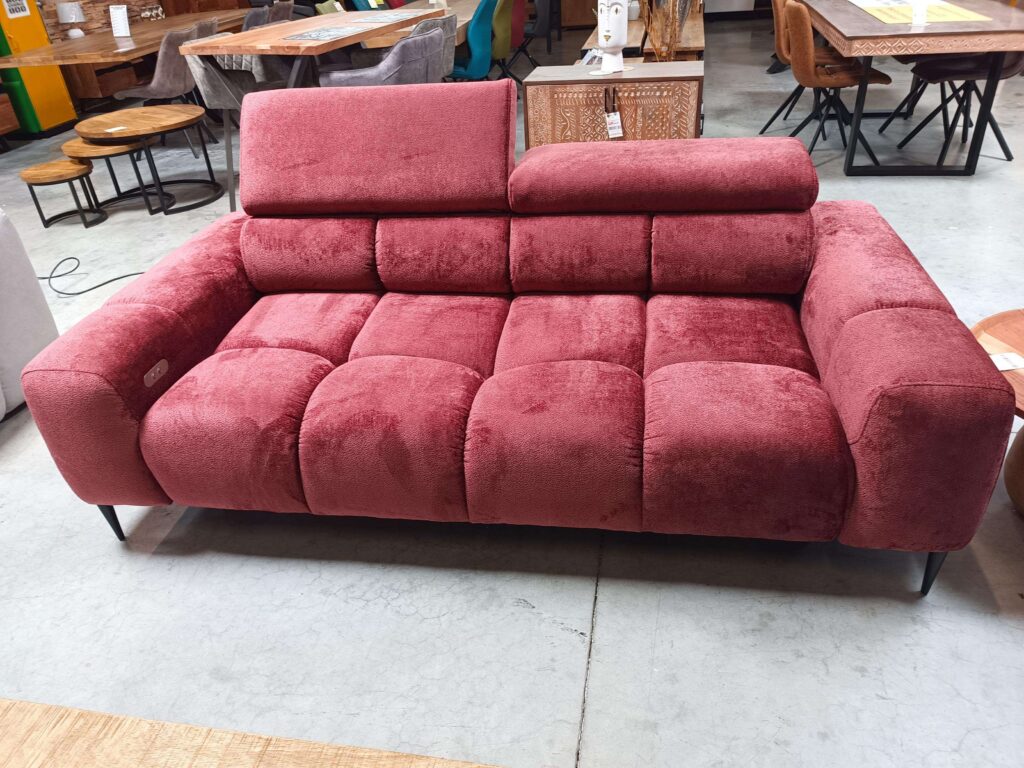 CANAPÉ 3 PLACES PLAZA TISSU LIE DE VIN AV. REC. ÉLEC. - DESTOCK EXPO
