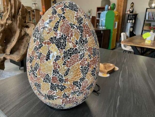 LAMPE OEUF MOSAIQUE COLORIS BRUN/ DORÉ 50CM – Image 2