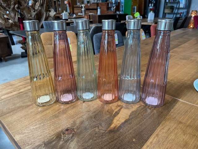 BOUTEILLE EN VERRE LINEA 750ML - DIFFÉRENTS COLORIS