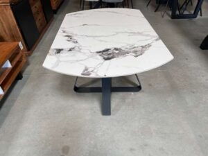 TABLE CÉRAMIQUE BLANCHE 2 ALLONGES PIVOT. - DESTOCK EXPO
